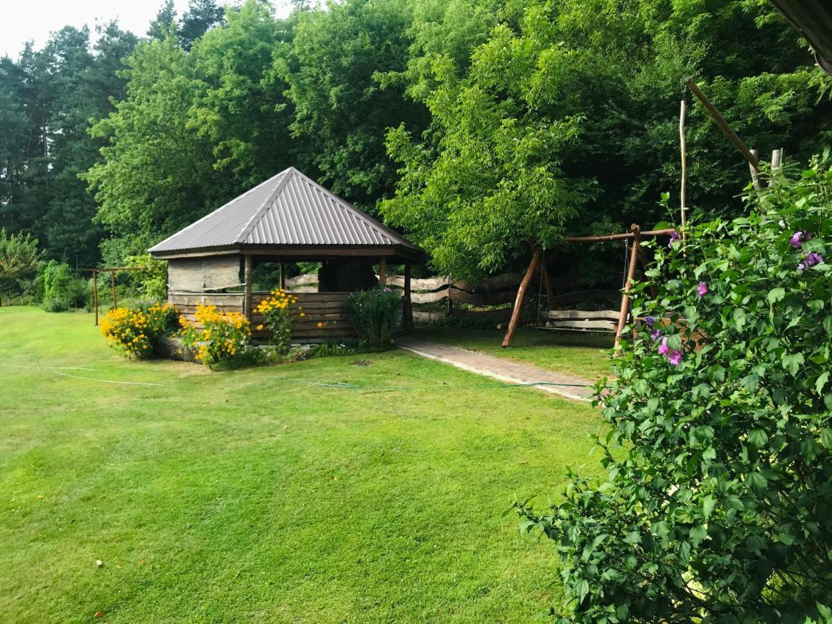 Villa Domek Pod Lasem Lubycza Krolewska Exterior foto